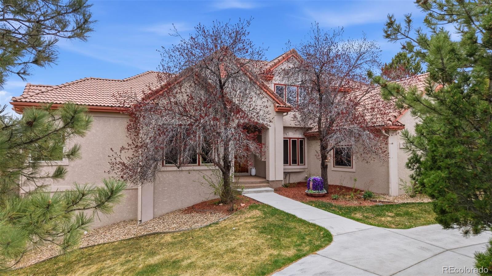 2131 Kahala Circle