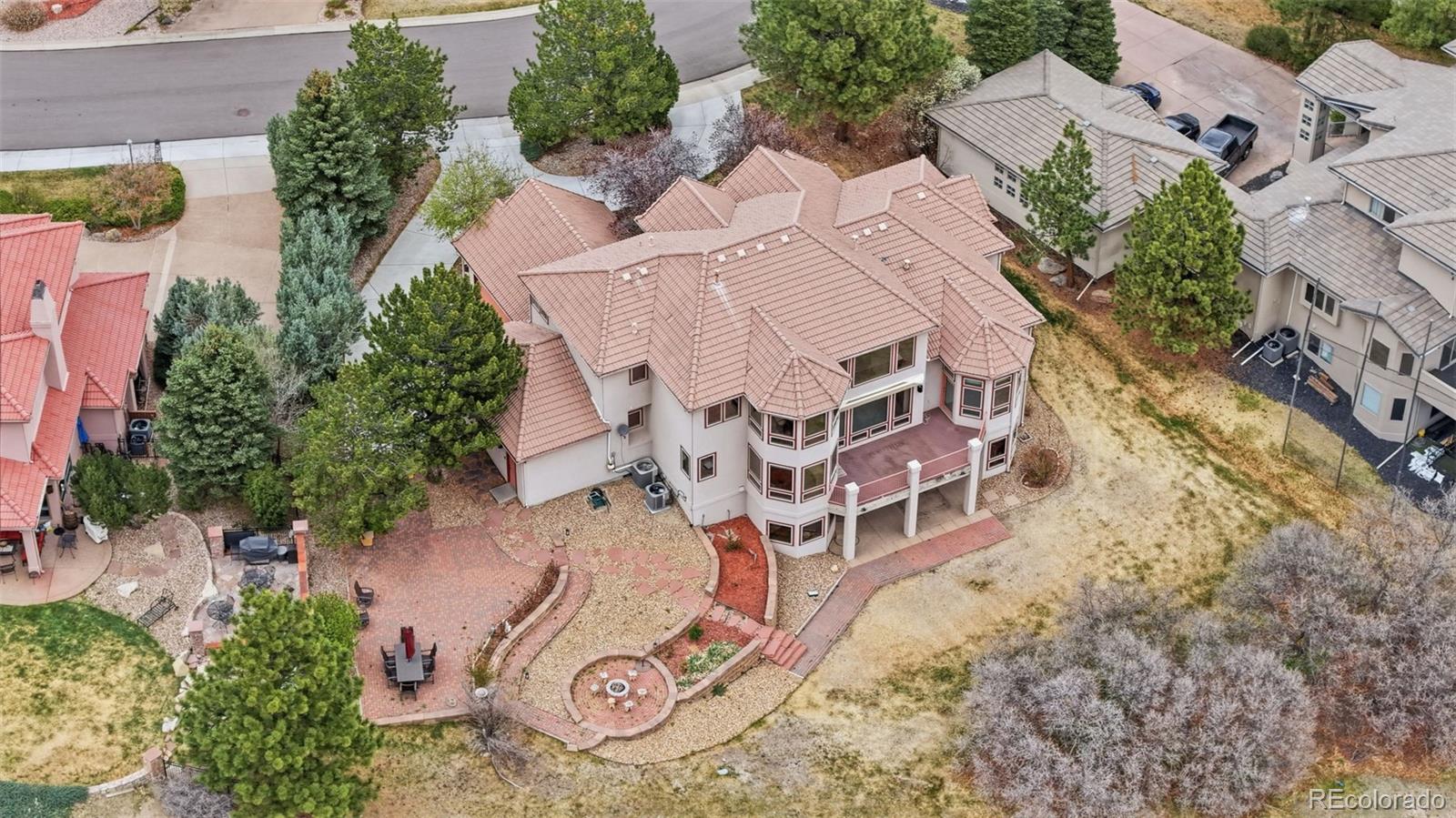 2131 Kahala Circle
