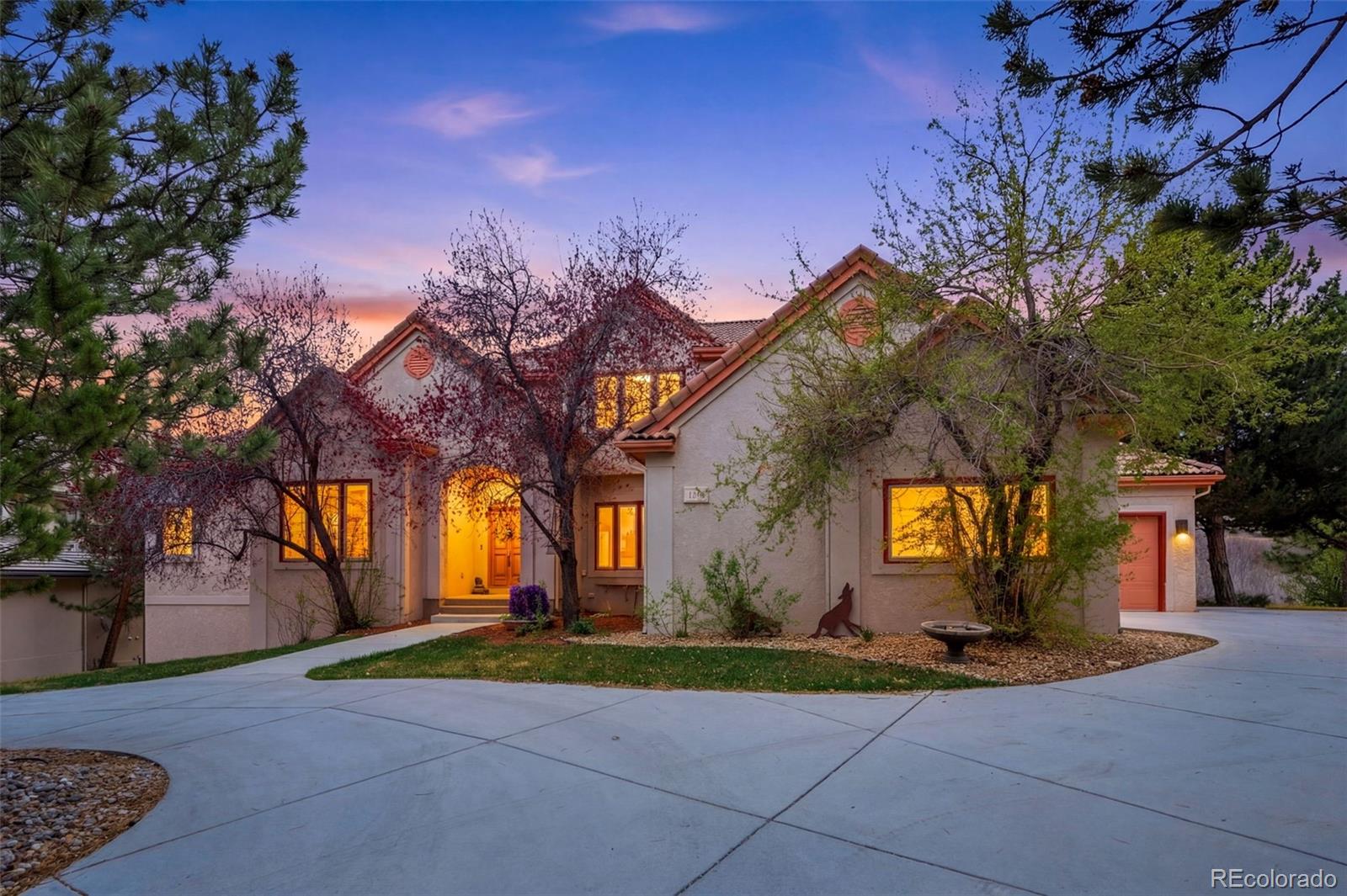 2131 Kahala Circle
