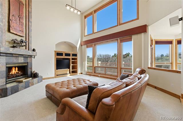 2131 Kahala Circle