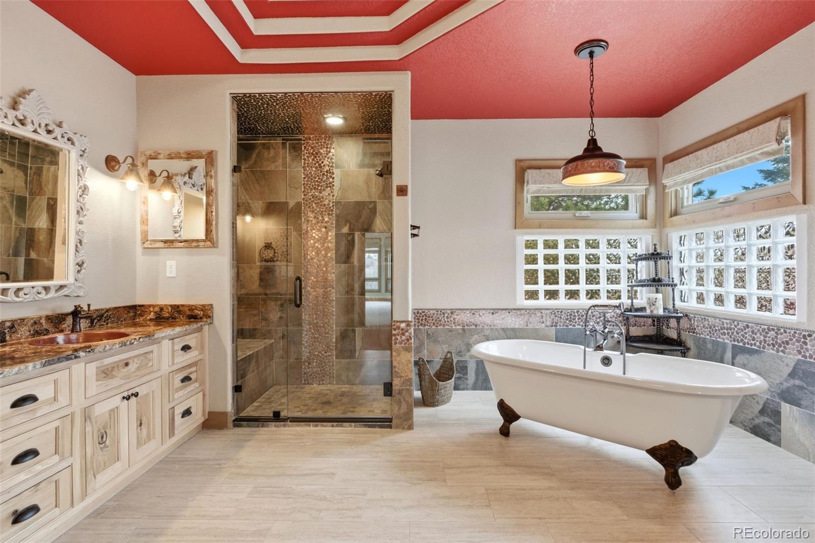 2131 Kahala Circle