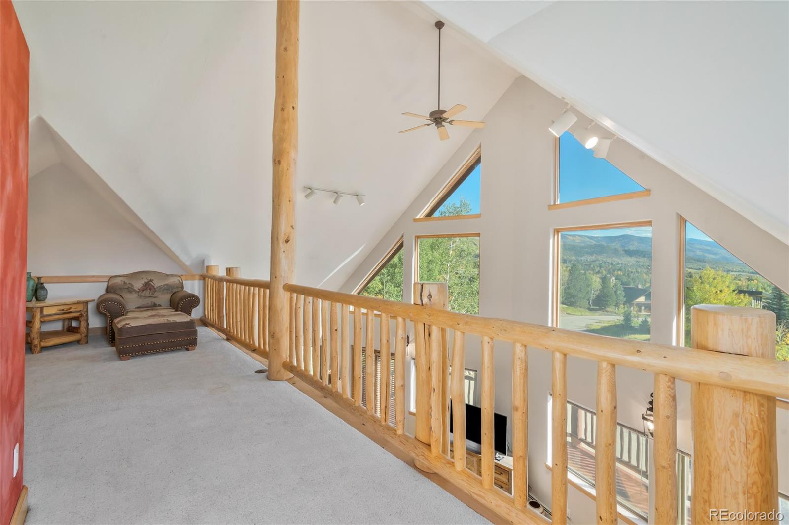 105 Hillside Drive
