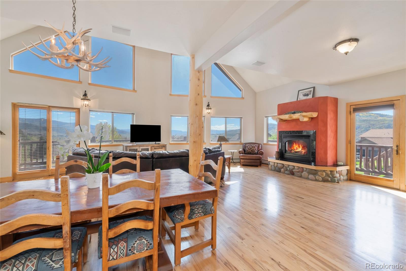 105 Hillside Drive