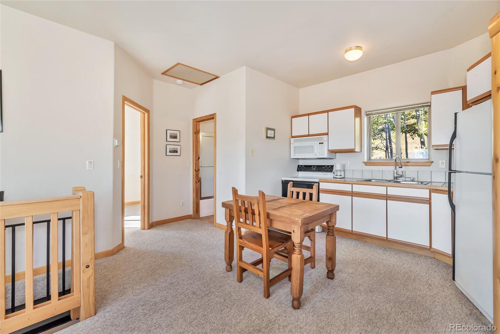 105 Hillside Drive