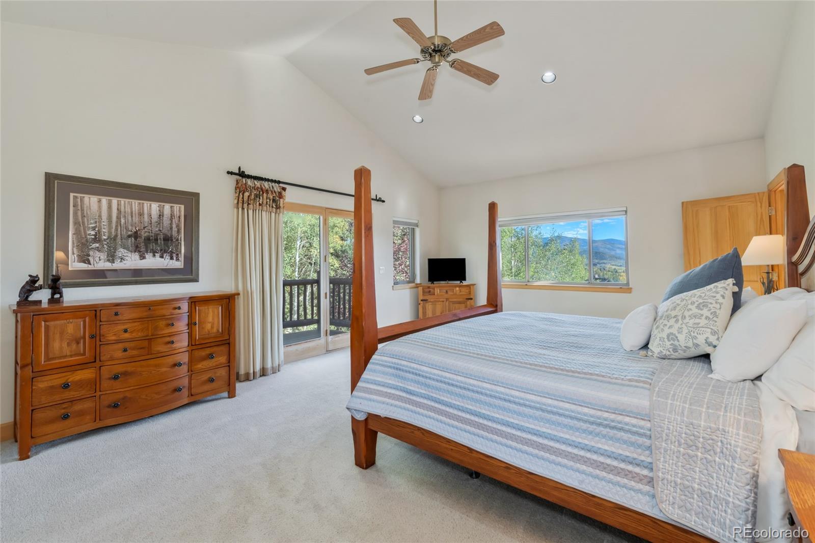 105 Hillside Drive