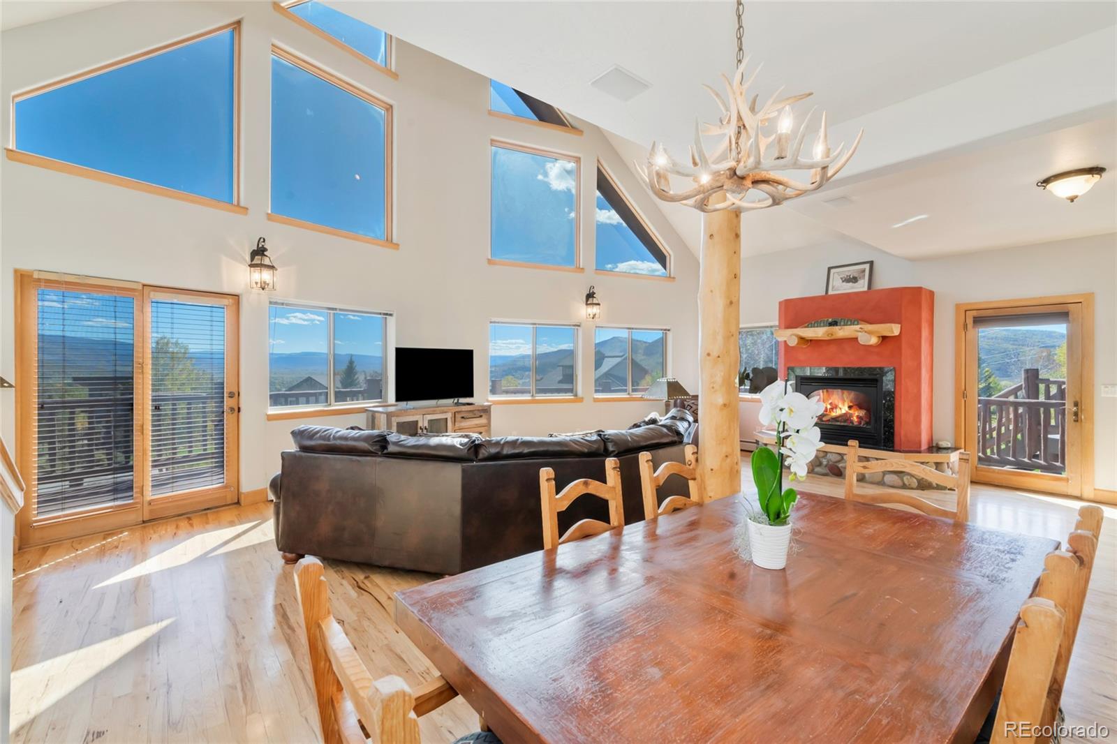 105 Hillside Drive
