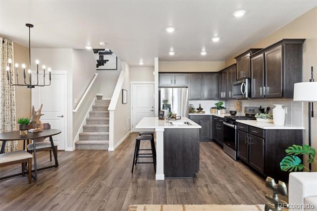 22262 E 7th Place