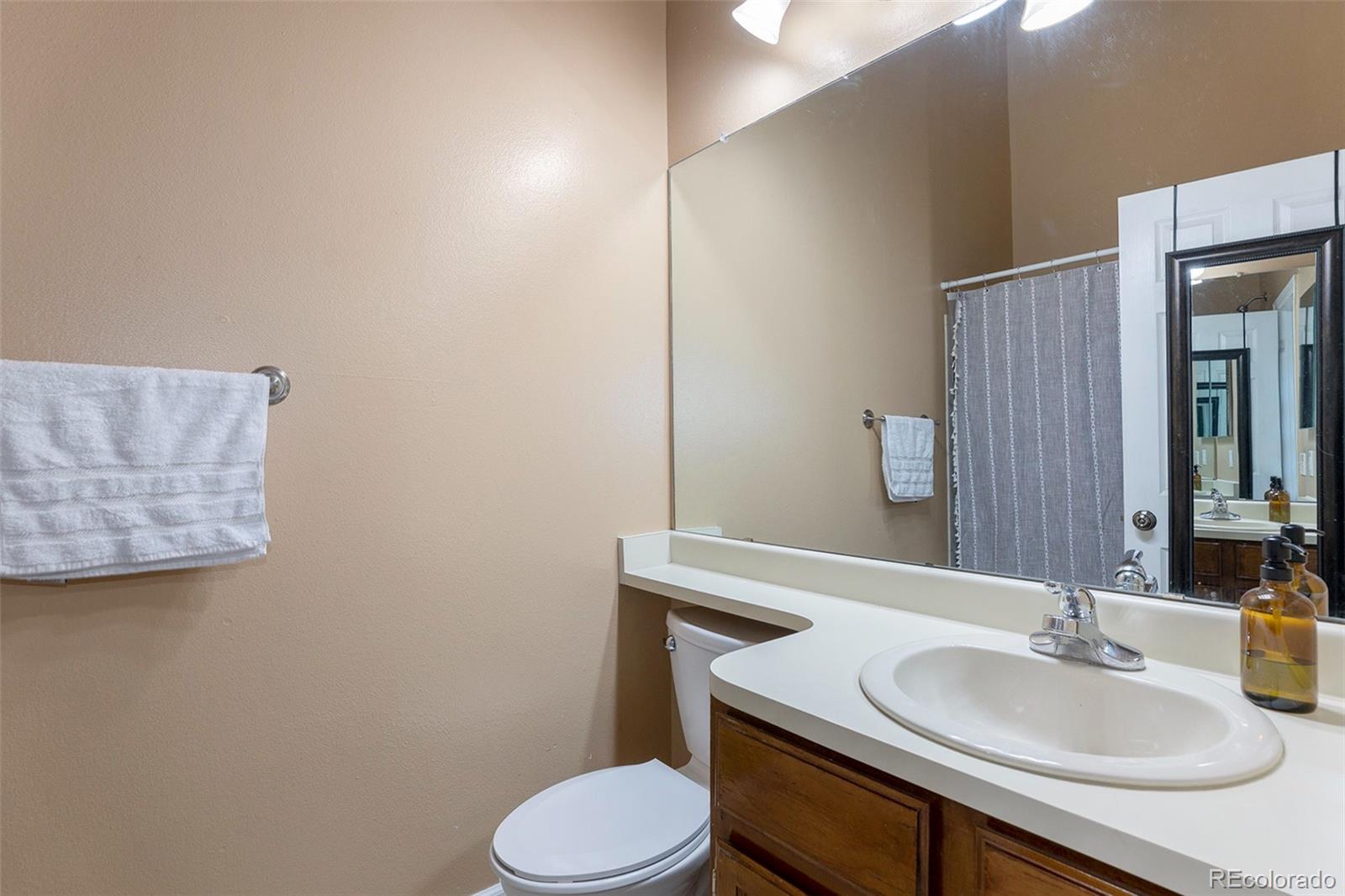 1120 S Waco Street Unit: E