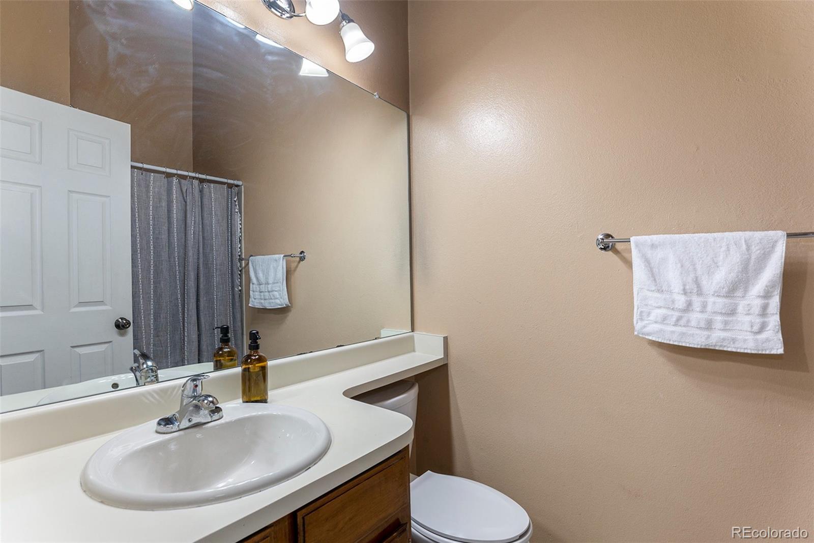 1120 S Waco Street Unit: E