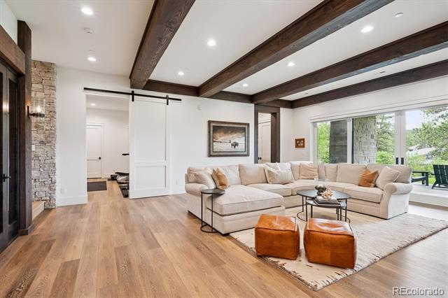 1118 Northwood Lane