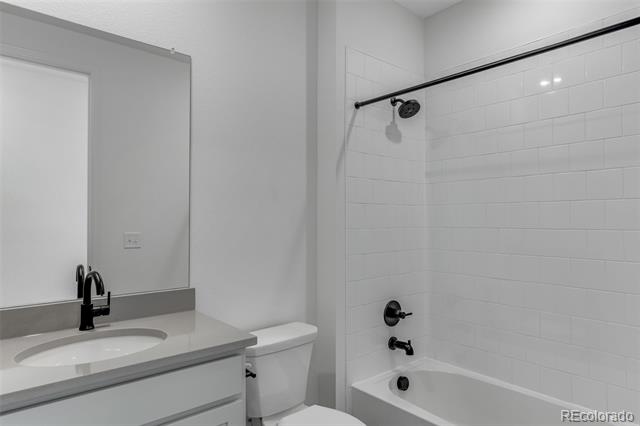 1422 Hudson Place