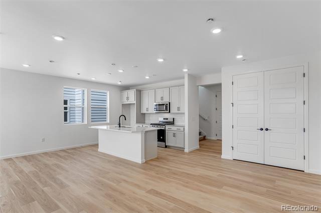 1422 Hudson Place