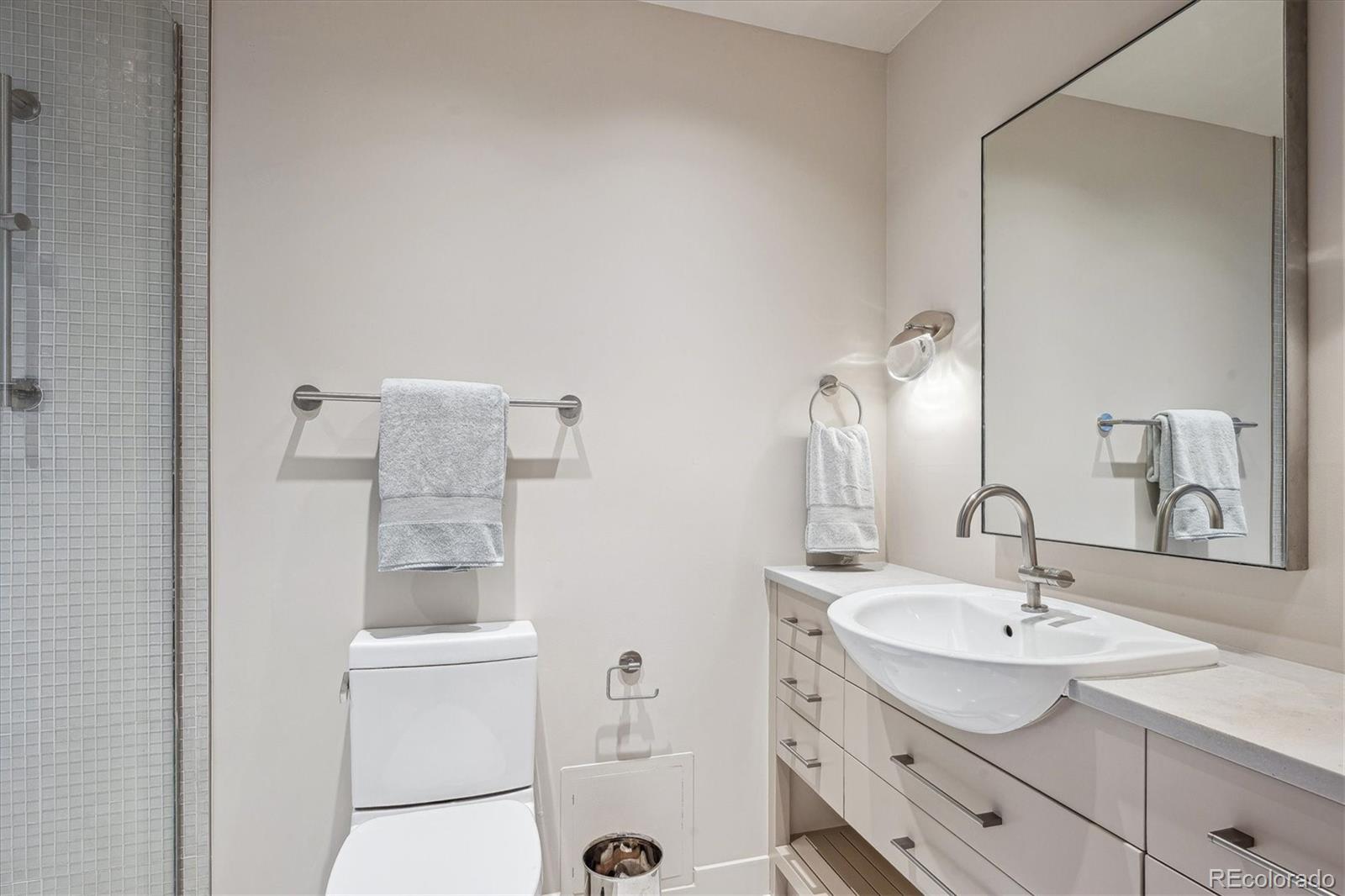 1201 N Williams Street Unit: 4C