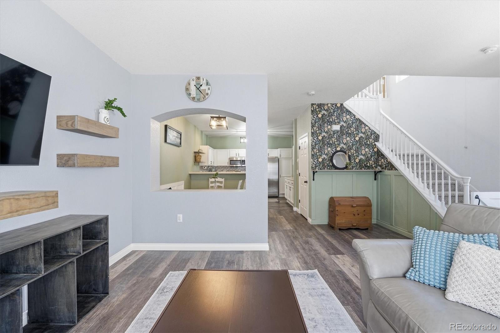 1484 Thunder Butte Road