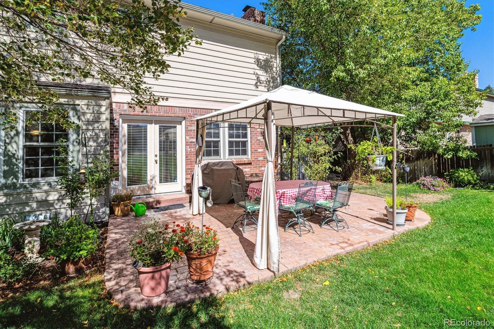 3756 E Phillips Circle