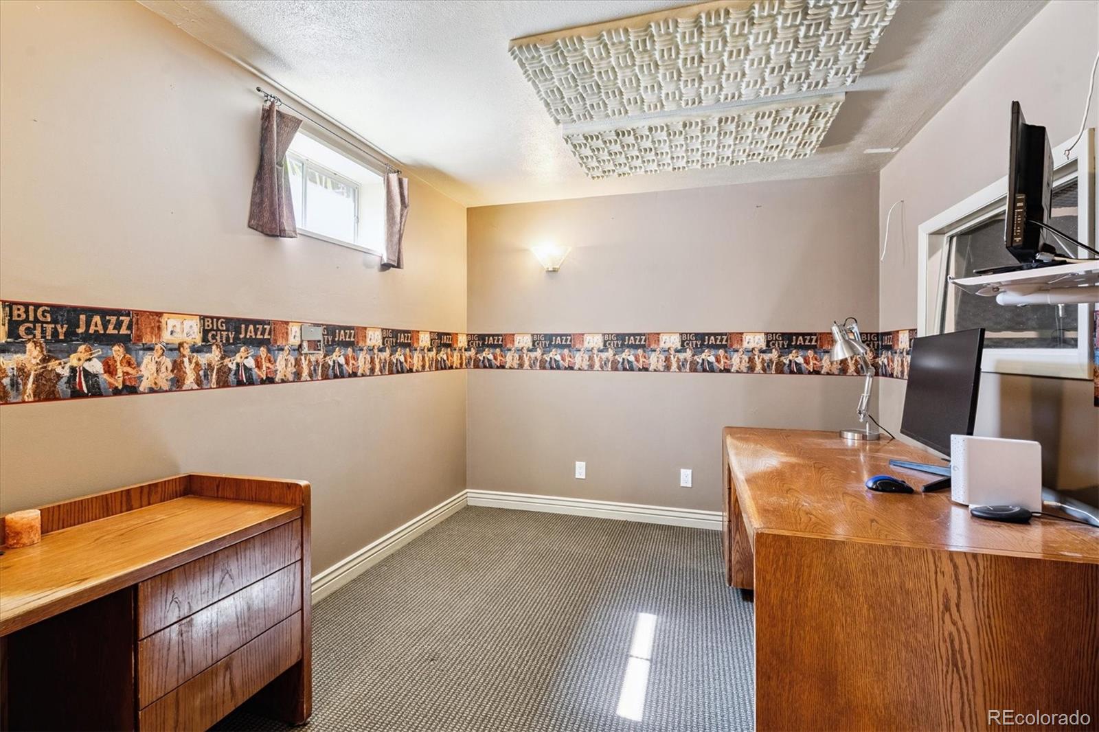 3756 E Phillips Circle