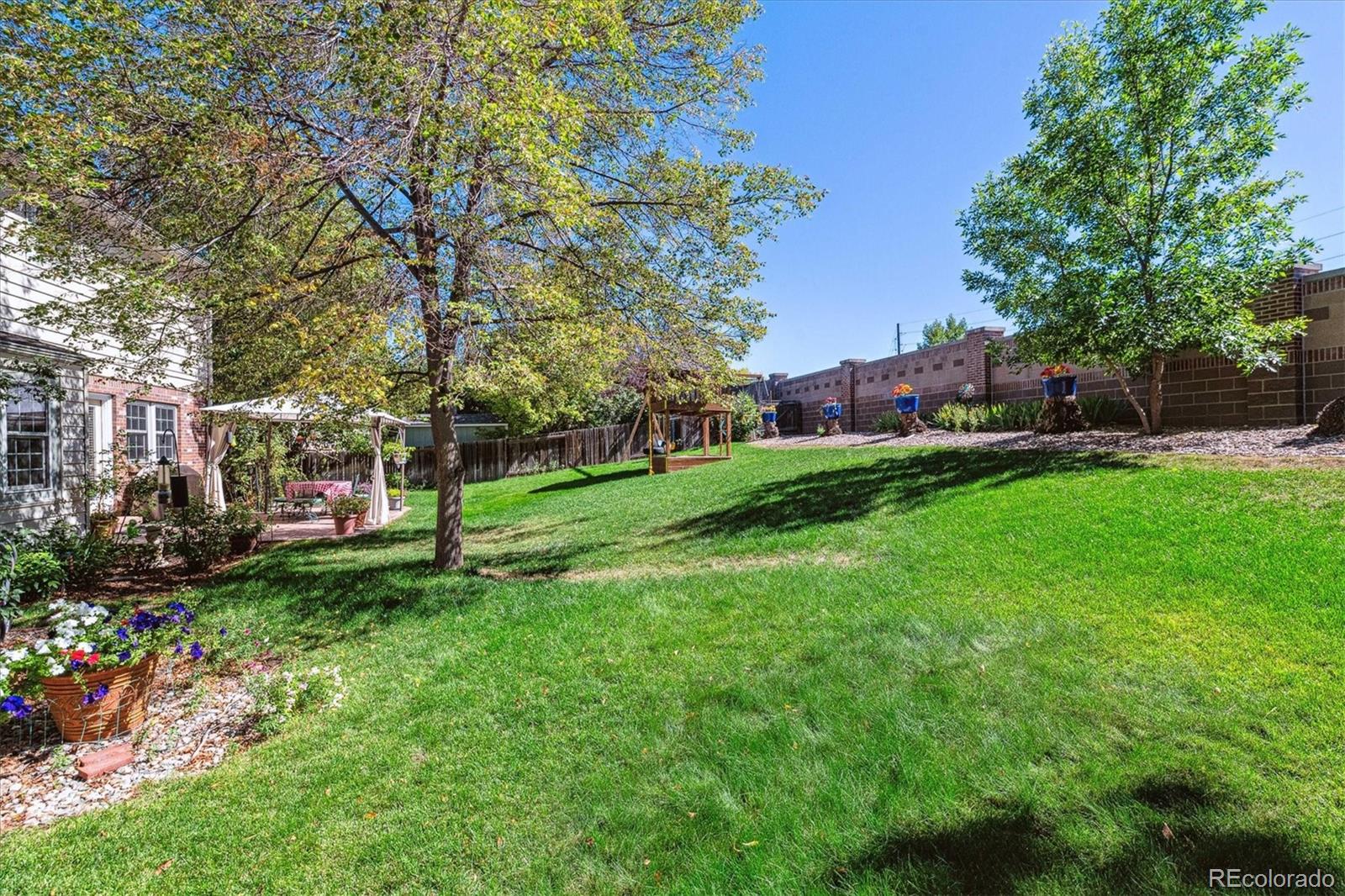 3756 E Phillips Circle