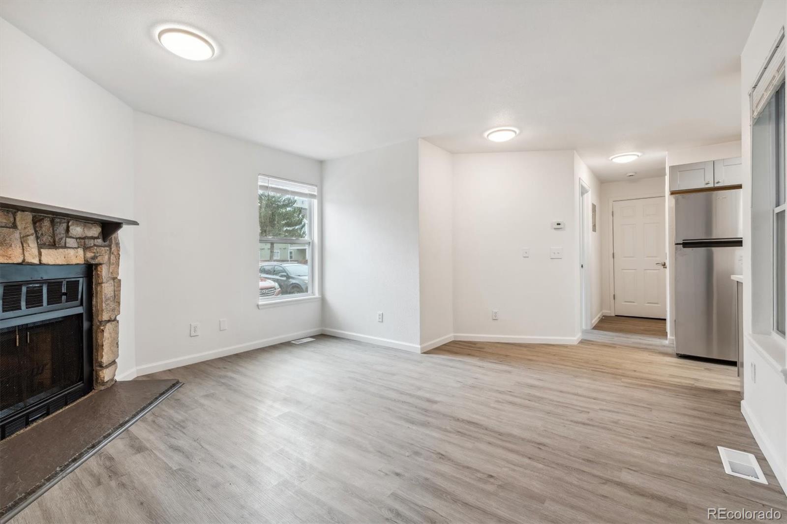 14581 E Ford Place Unit: 8