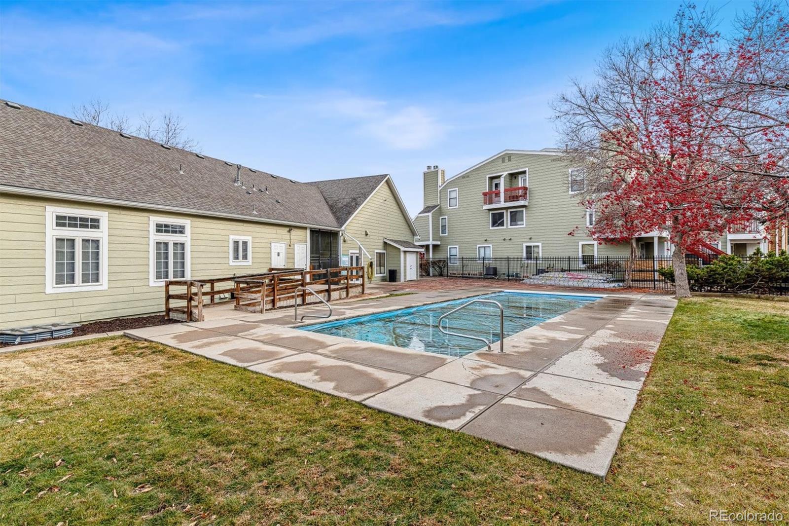 14581 E Ford Place Unit: 8