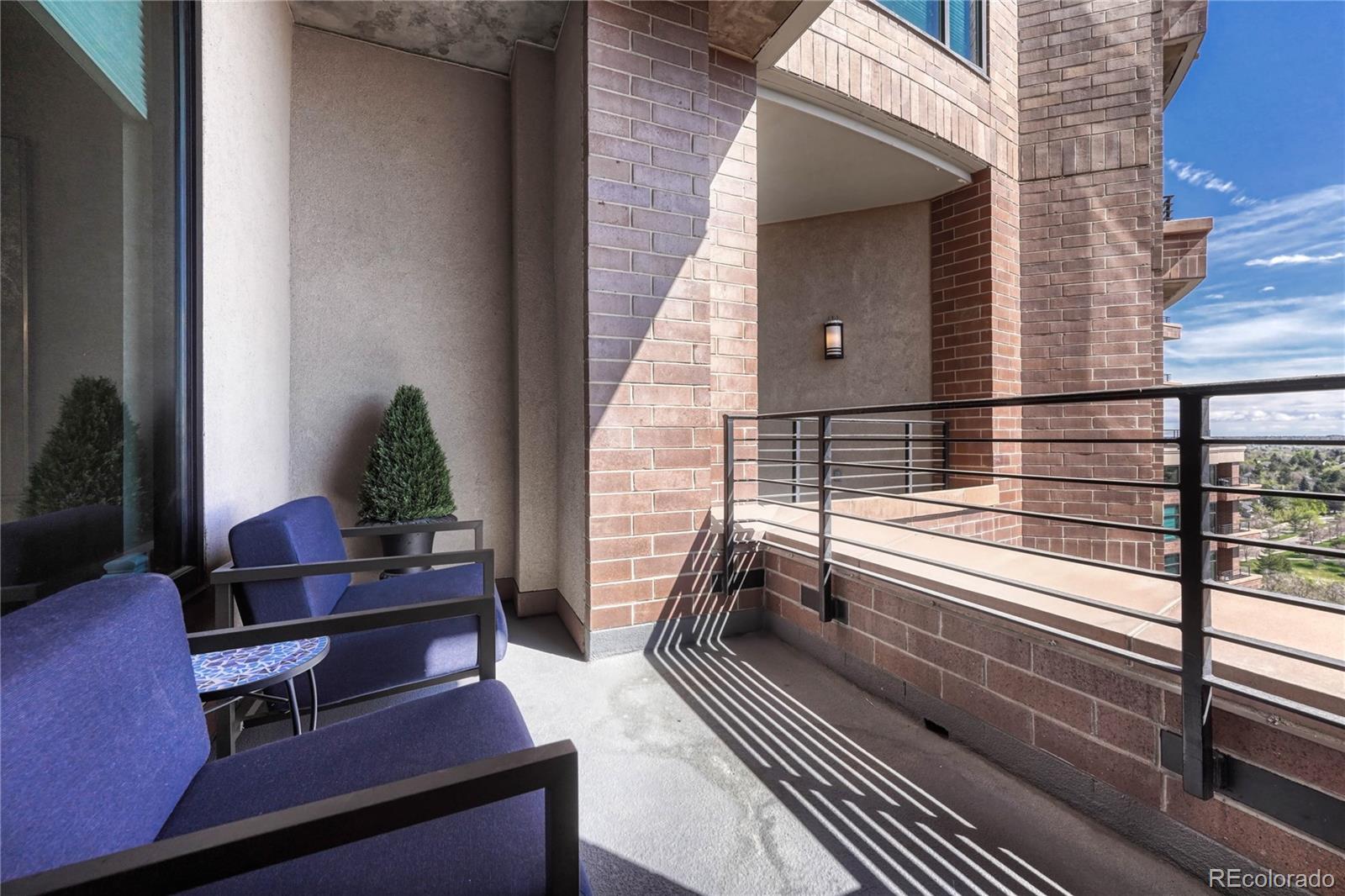 8100 E Union Avenue Unit: 1802