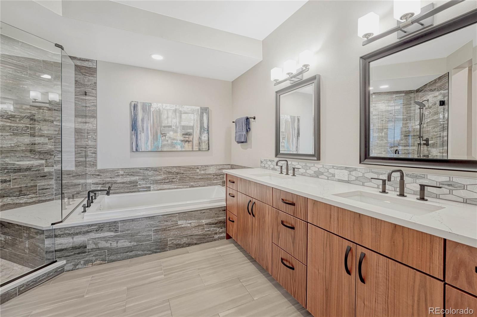 8100 E Union Avenue Unit: 1802