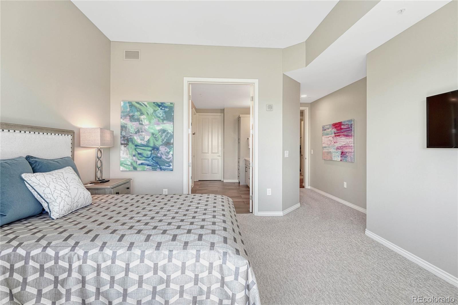 8100 E Union Avenue Unit: 1802