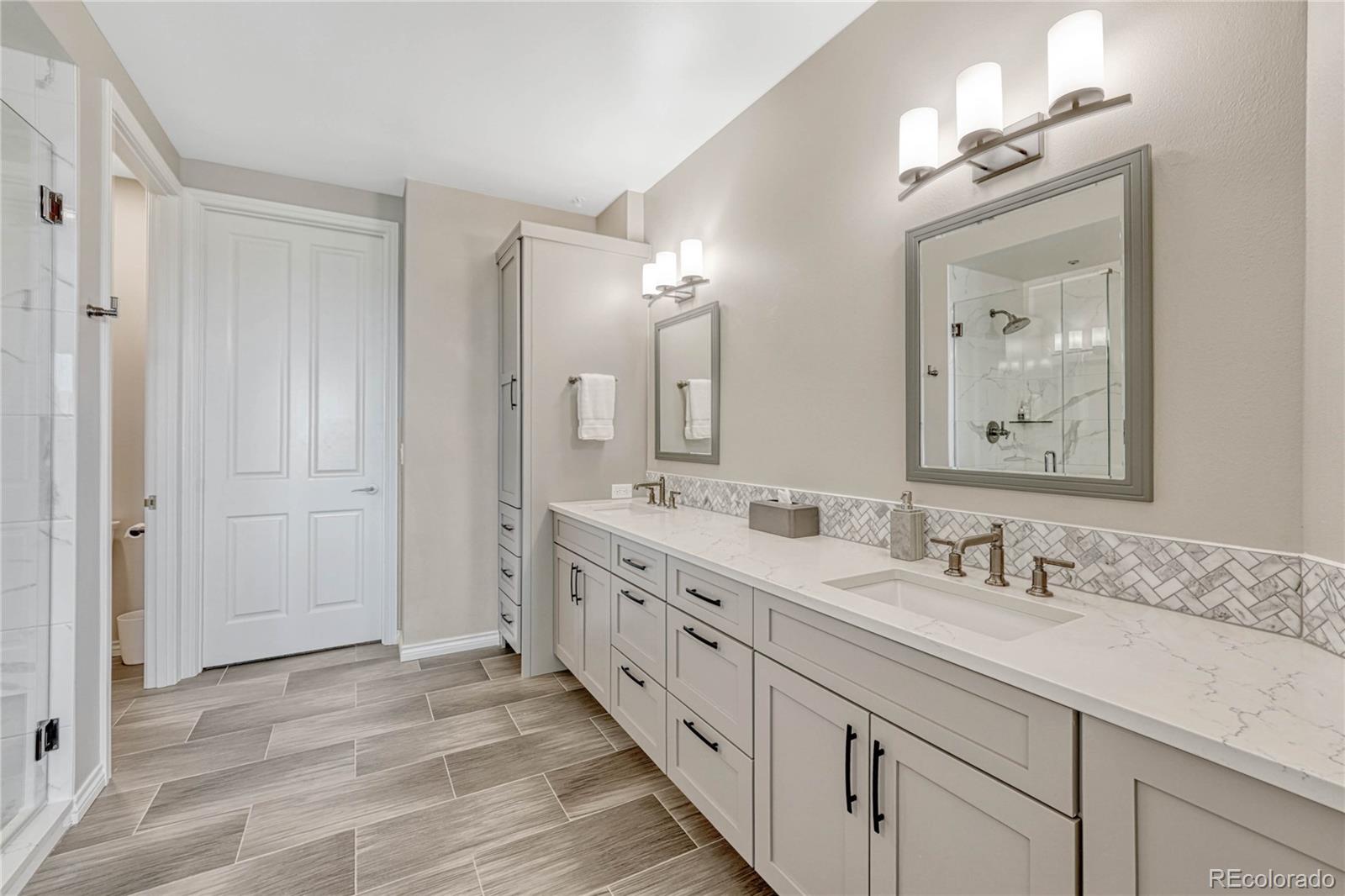 8100 E Union Avenue Unit: 1802