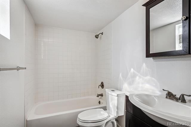 8060 E Girard Avenue Unit: 419