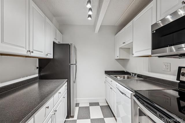 8060 E Girard Avenue Unit: 419