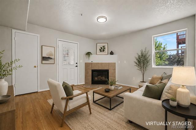 960 S Dawson Way Unit: 1