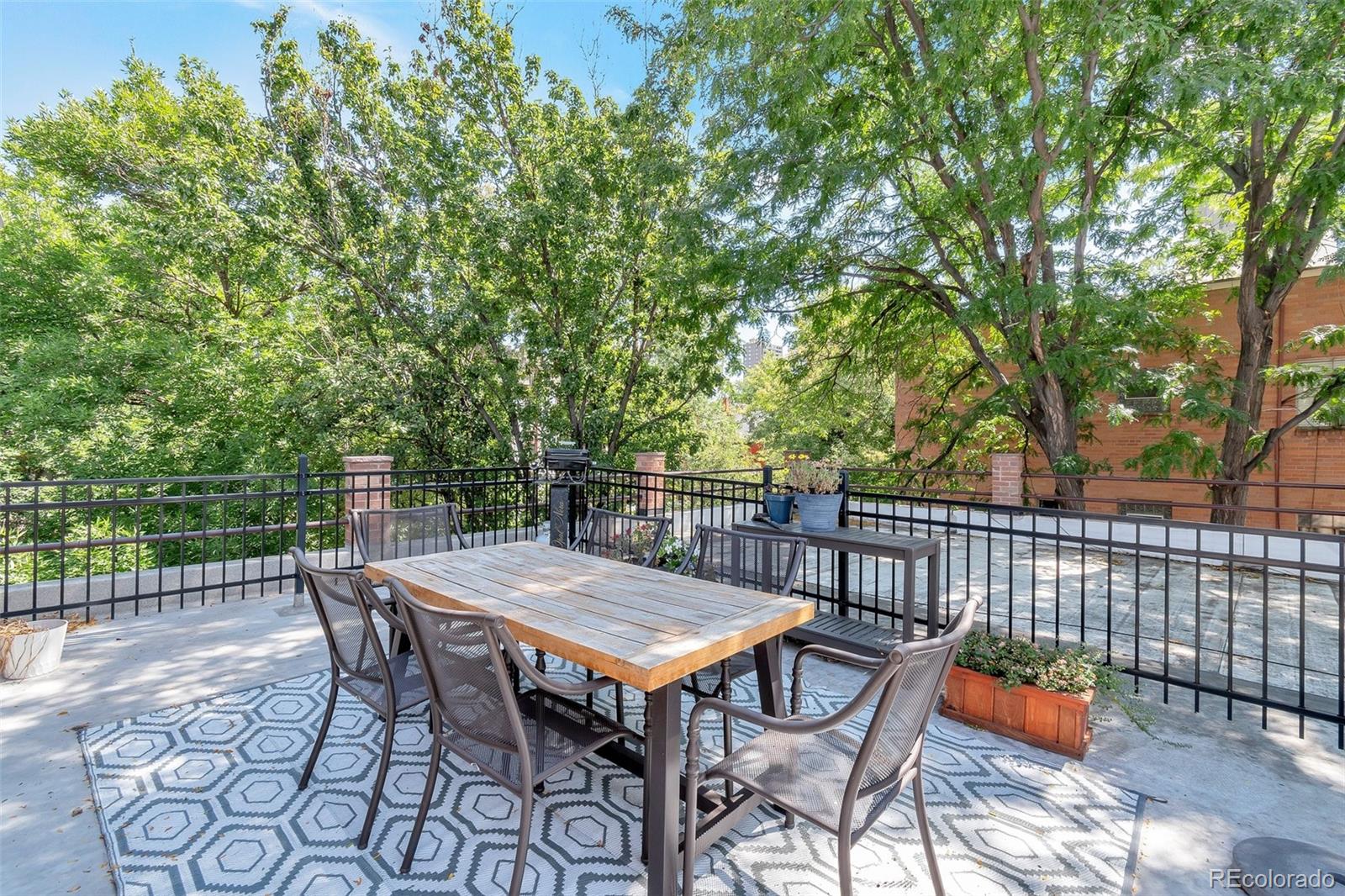 1375 N Williams Street Unit: 204