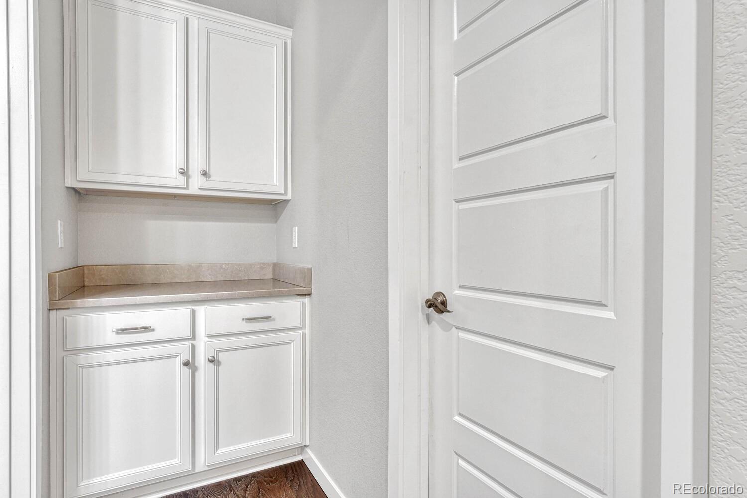 8338 Rivulet Point