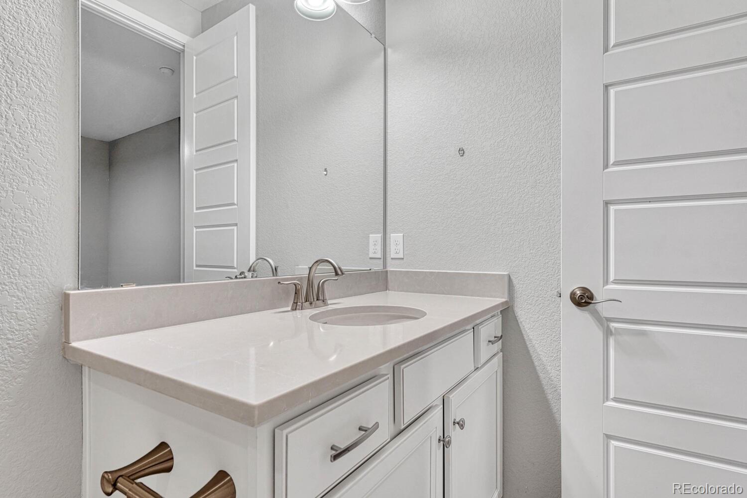 8338 Rivulet Point