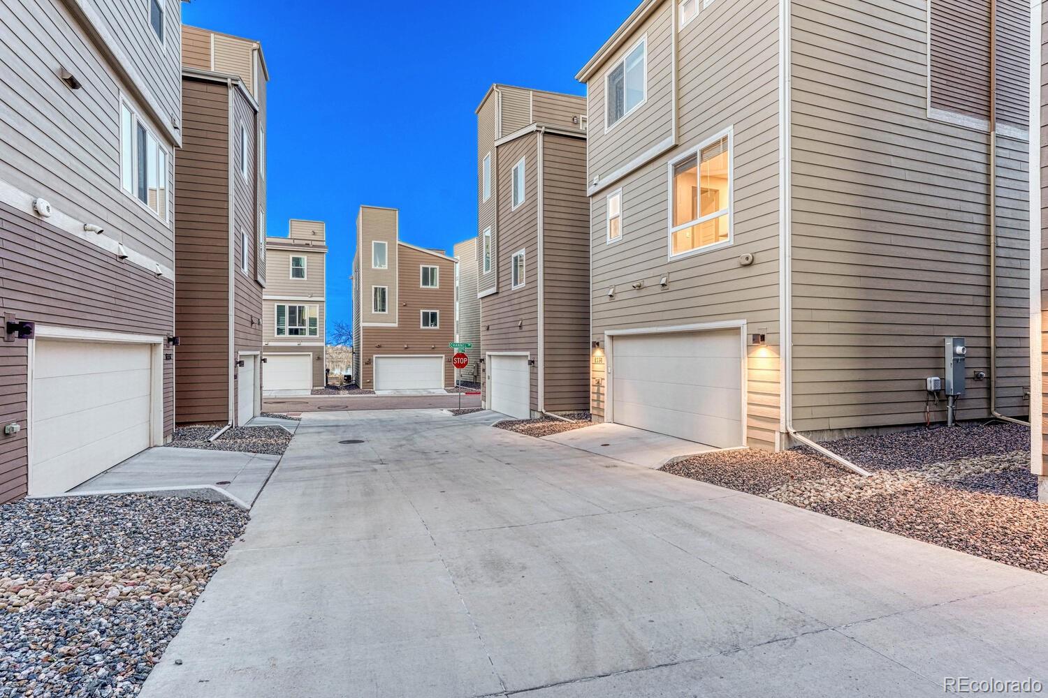 8338 Rivulet Point