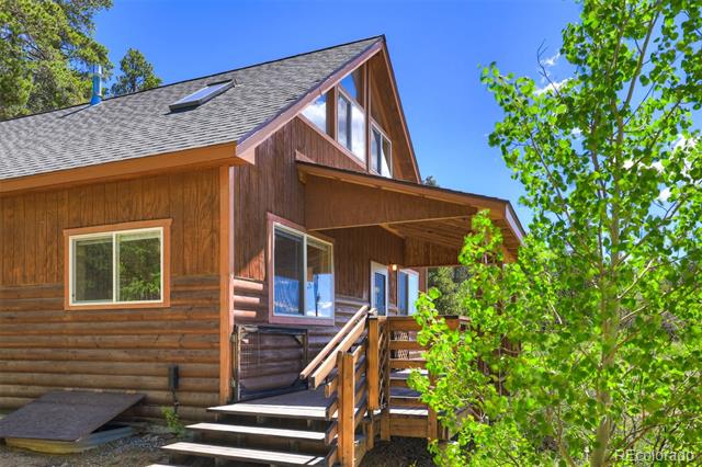 103 Foxtail Court