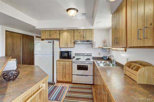 103 Foxtail Court