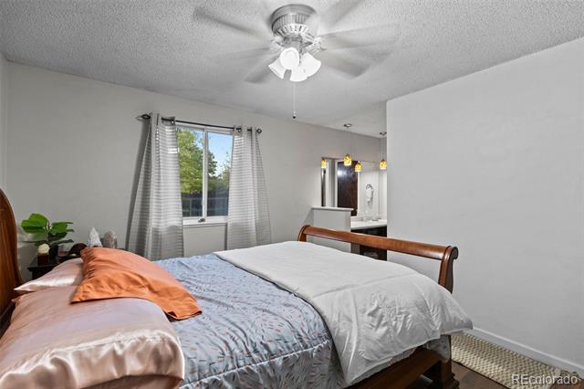 4520 E 112th Place