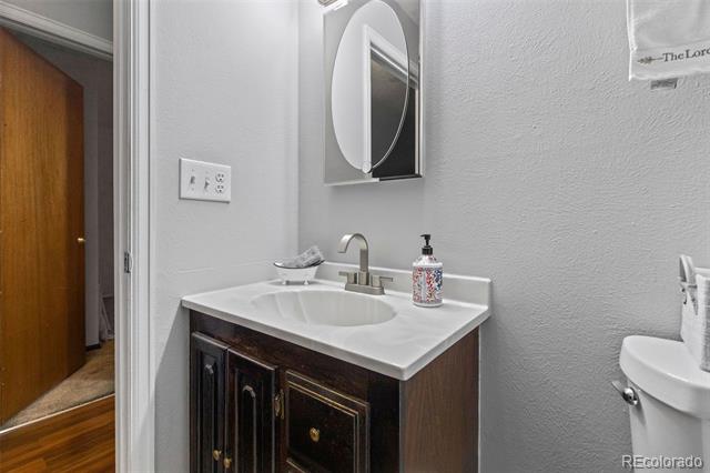4520 E 112th Place