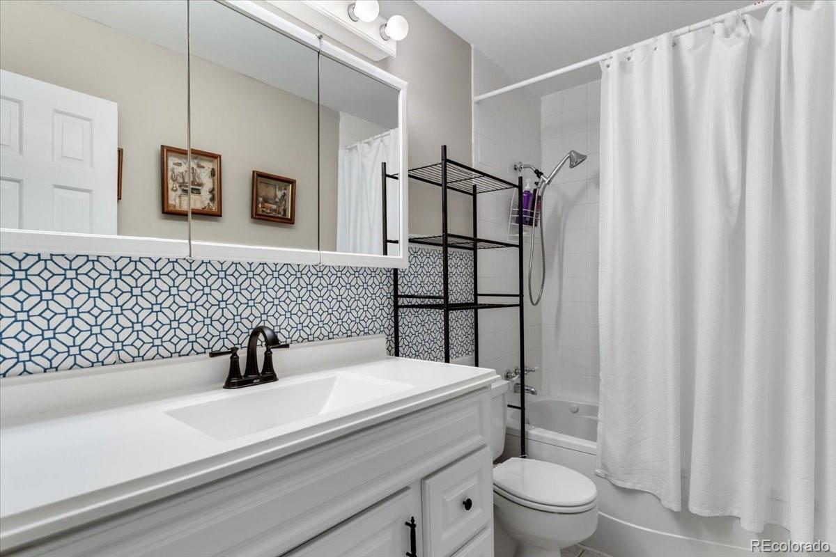 11990 E Bates Circle