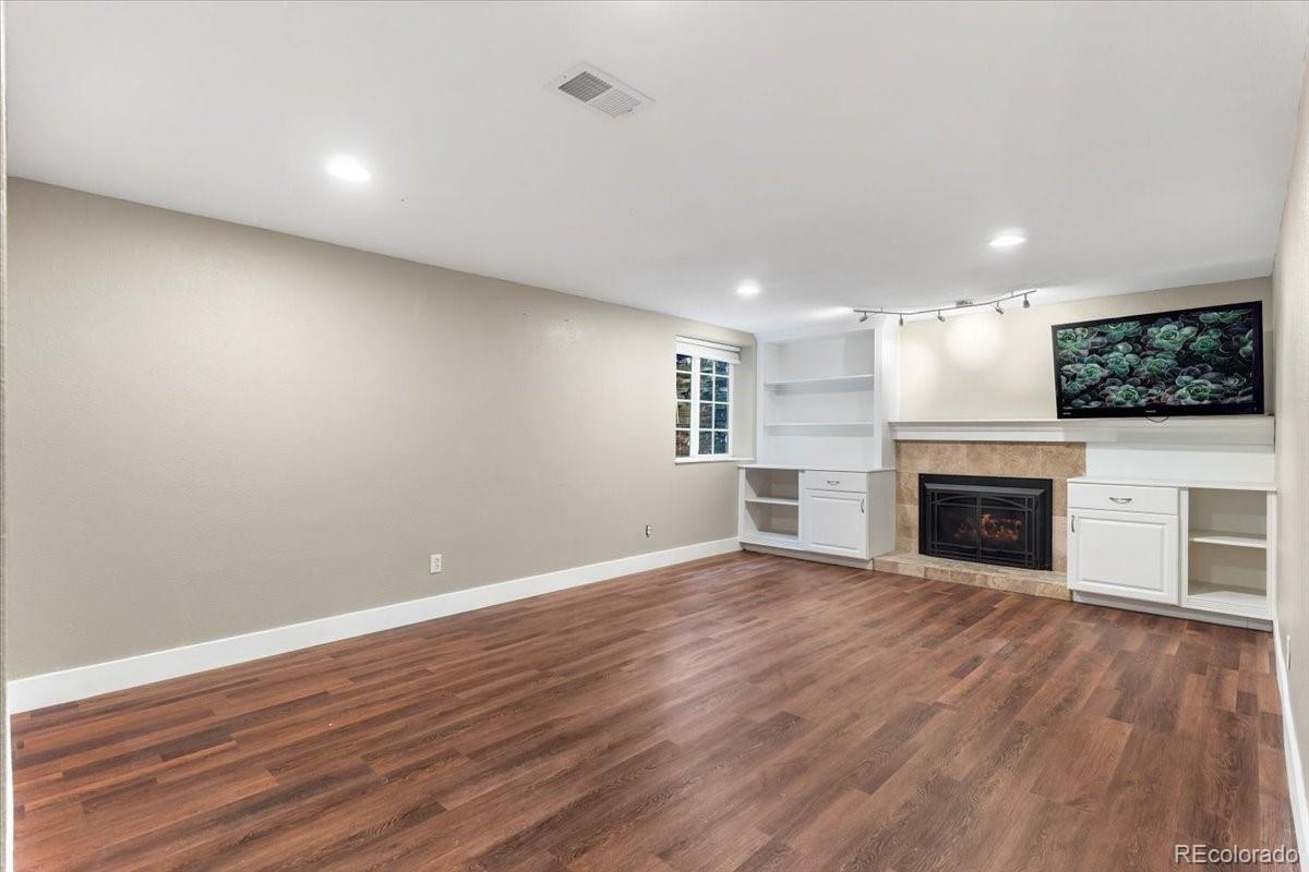 11990 E Bates Circle