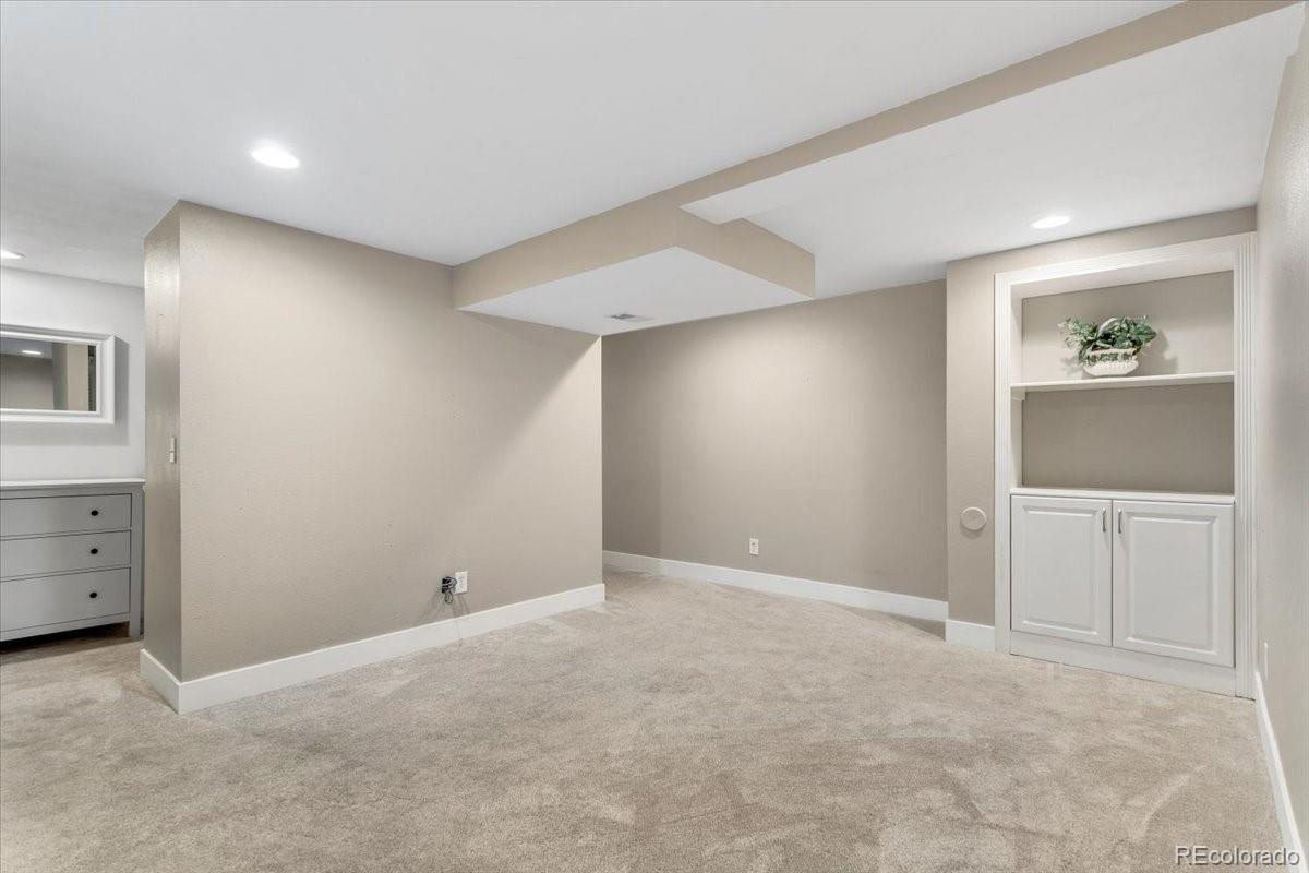 11990 E Bates Circle