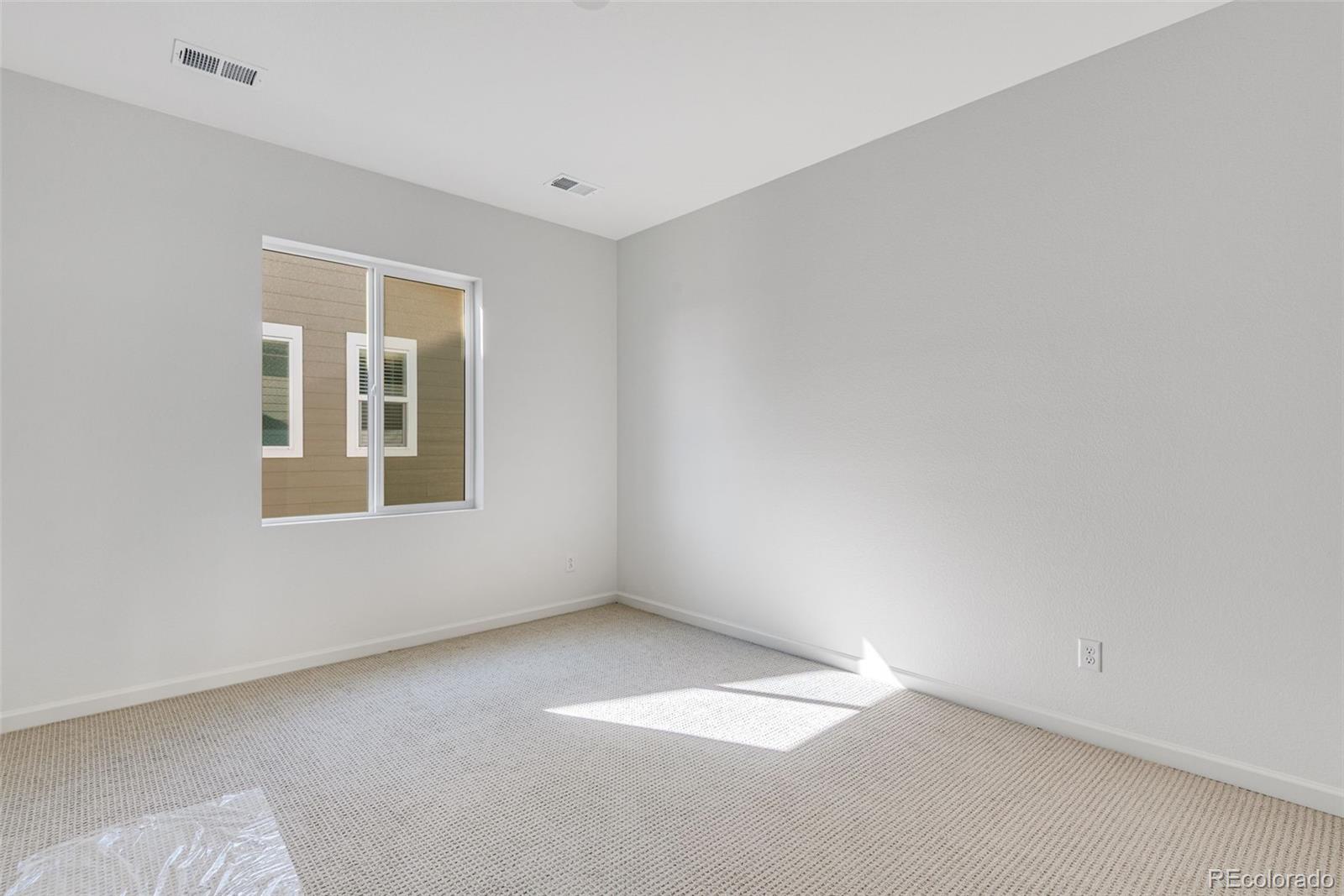 17841 Parkside Drive N