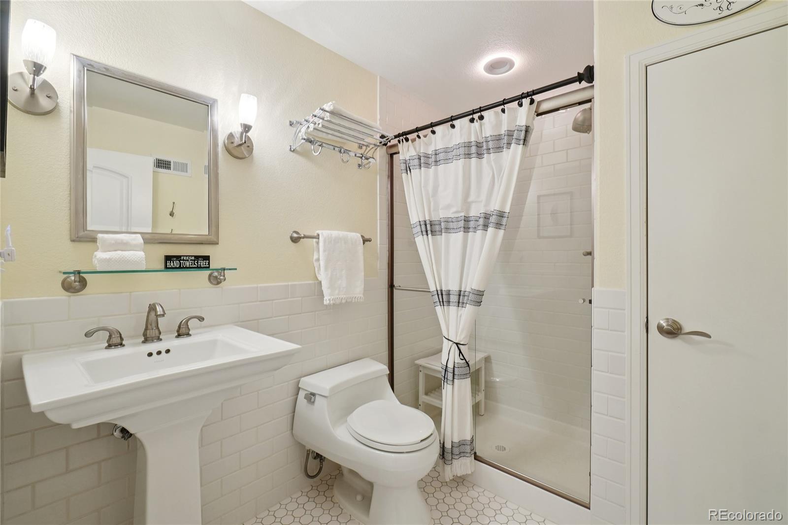 570 Seth Place