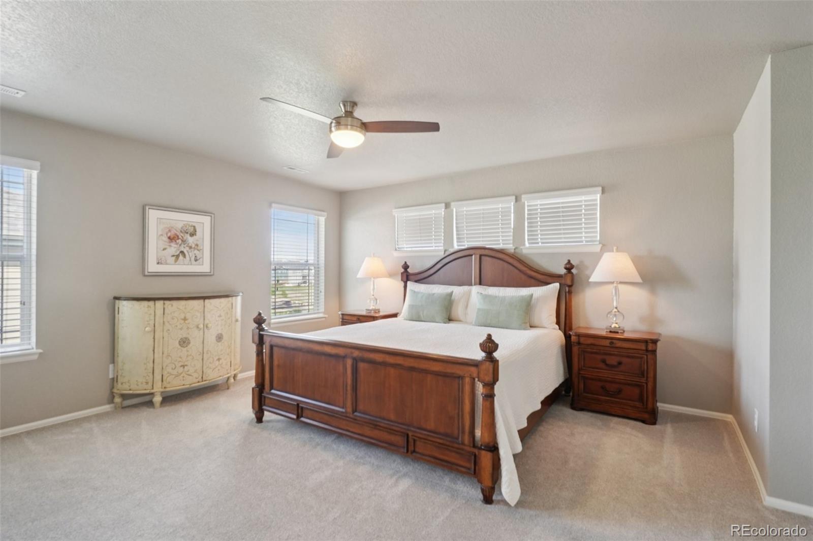 4438 Sidewinder Loop