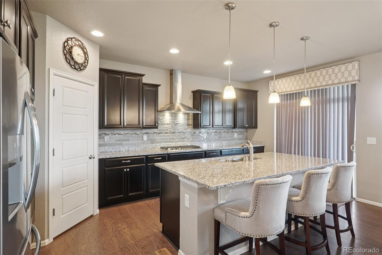 4438 Sidewinder Loop