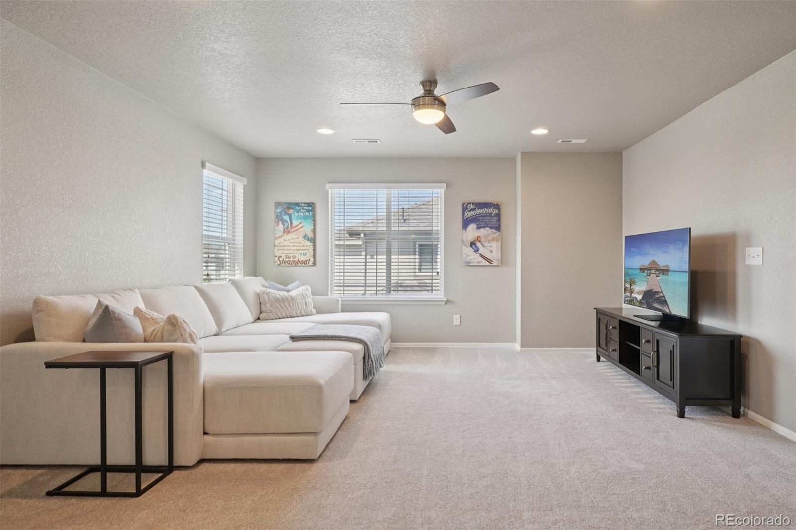 4438 Sidewinder Loop