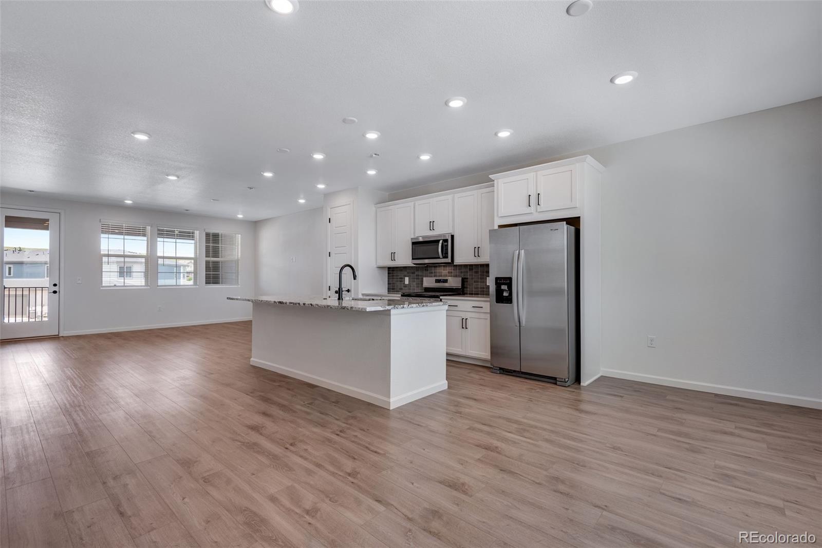 16772 W 93rd Place