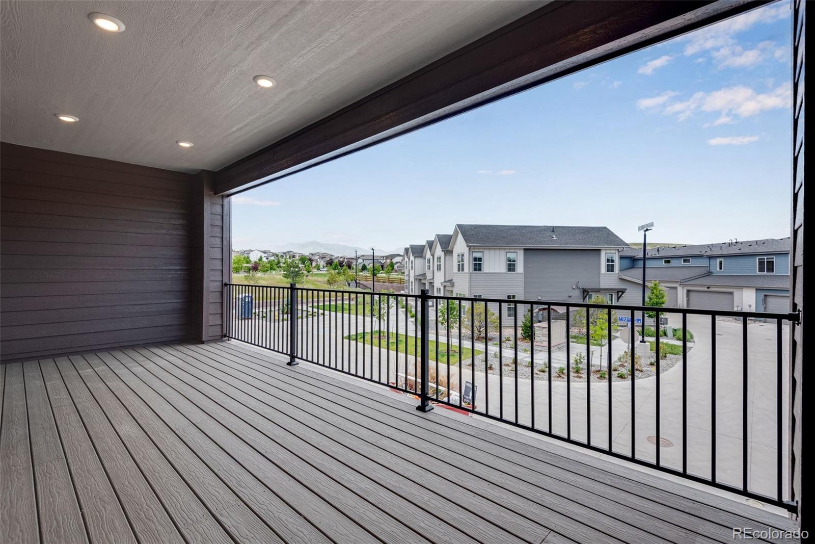 16772 W 93rd Place