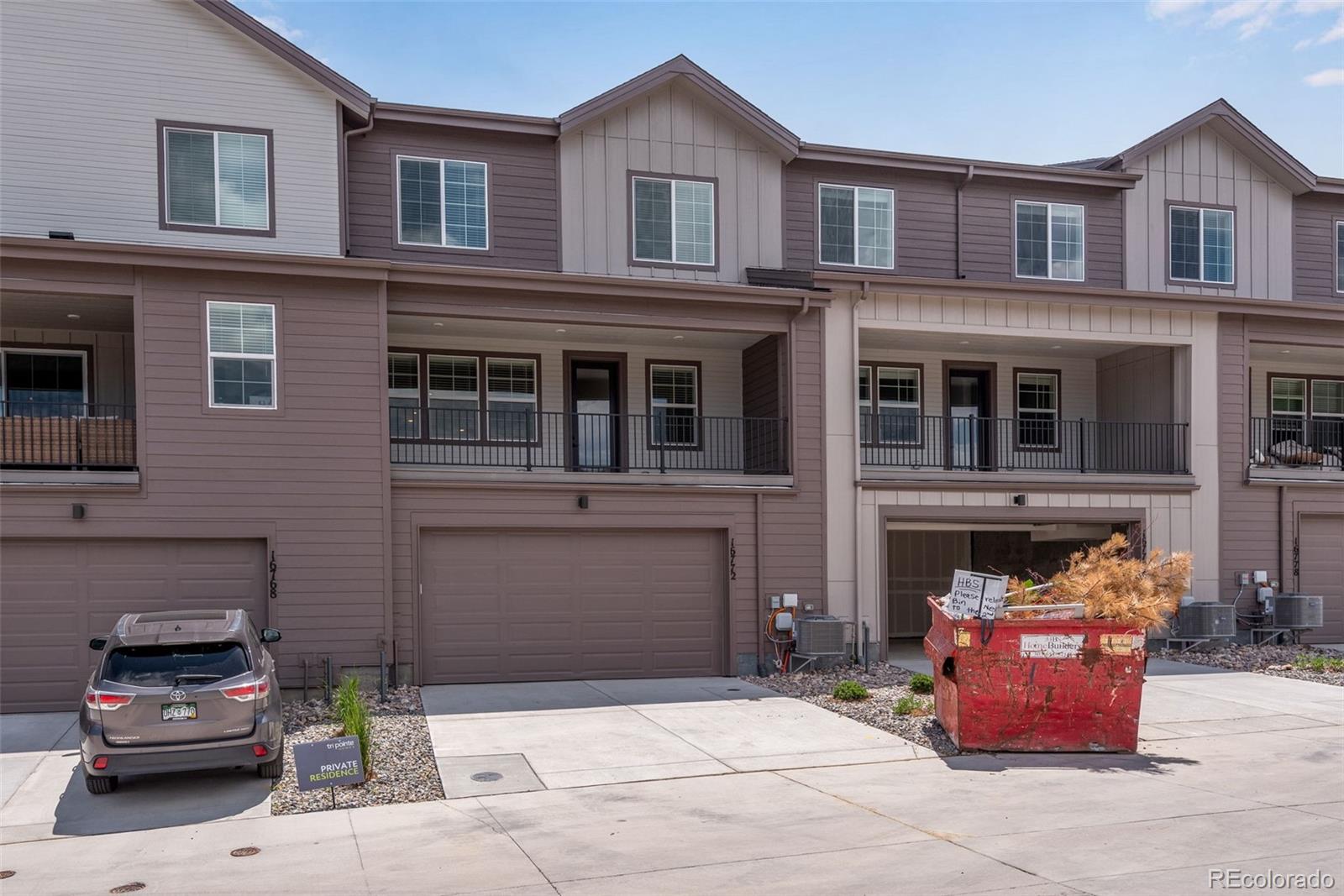 16772 W 93rd Place