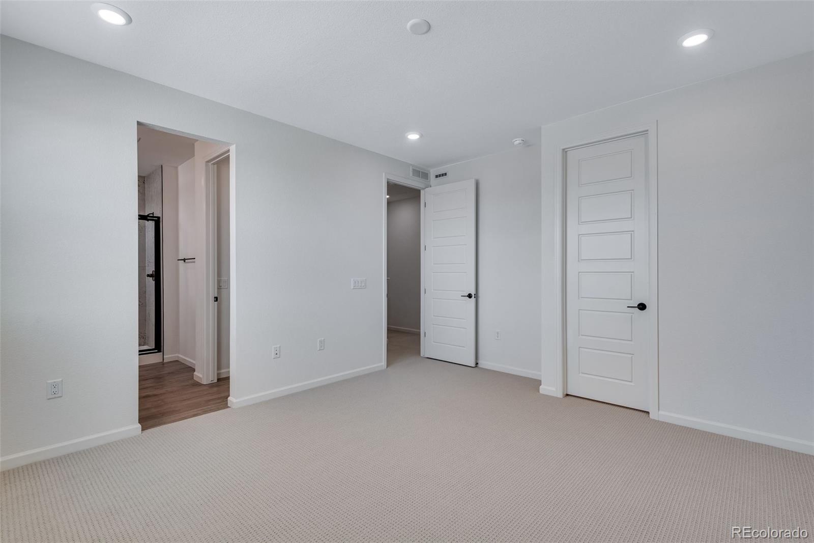16772 W 93rd Place